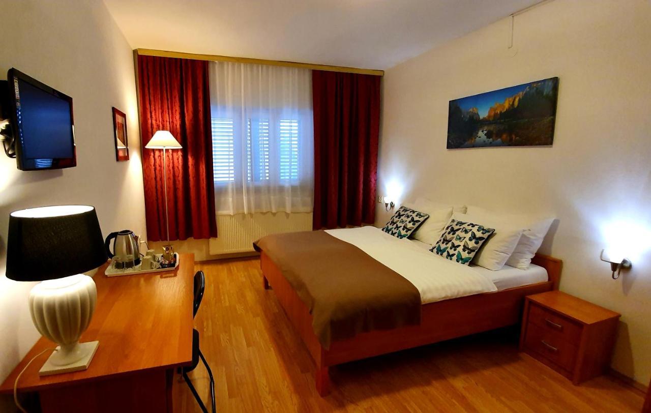 Hotel Adriasobe Vodice Exterior foto
